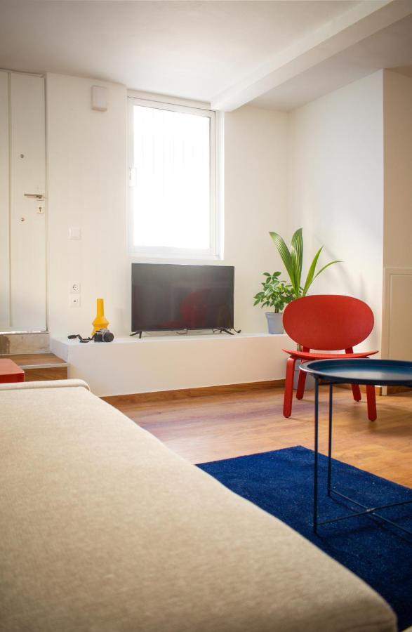 Ryb Colour Apartment Patras Exterior photo